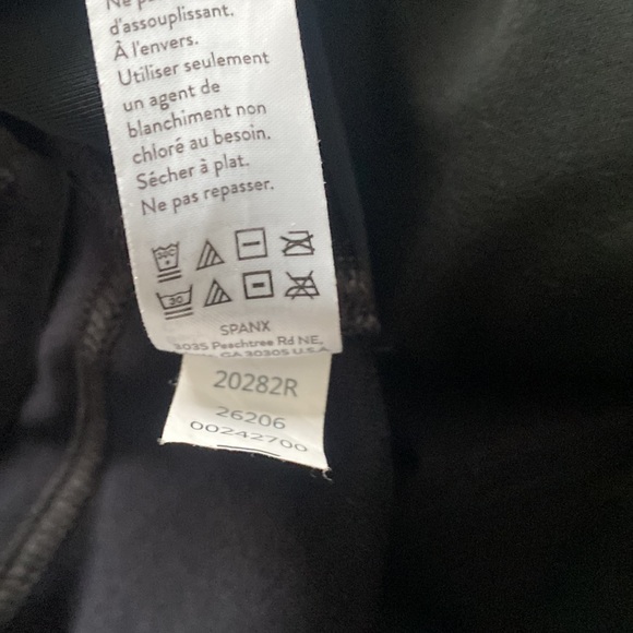 Spanx Faux Leather-Like Ankle Skinny Pants size XL - Picture 7 of 7